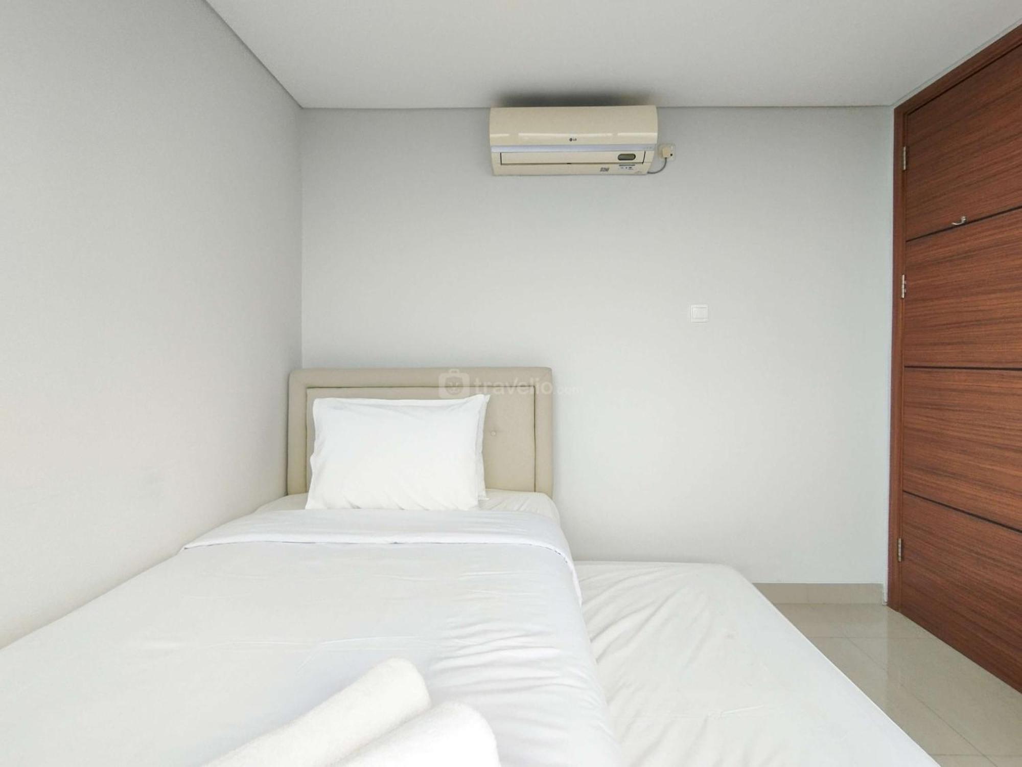 Tranquil Designed 2br Dago By Travelio